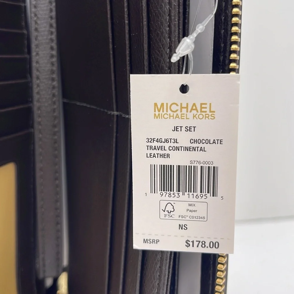 Michael Kors JST Lg Leather Continental Wallet Wristlet Phone Holder
Chocolate - Picture 9 of 16
